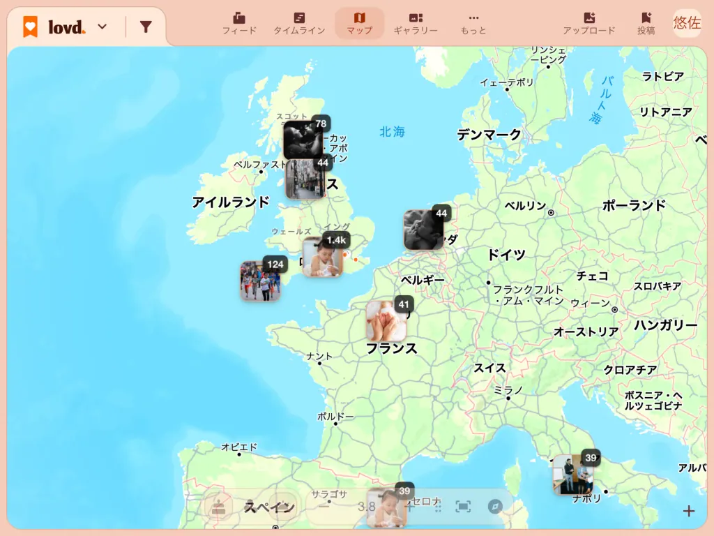 ヨーロッパを表示したLovdのマップ。イギリス、フランス、オランダ、イタリアに写真の束があり、その多くはイングランド南部にあります。
